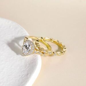 925 Sterling Silver 1.5 CT Simulated Diamond Teardrop Cubic Zirconia SET Wedding